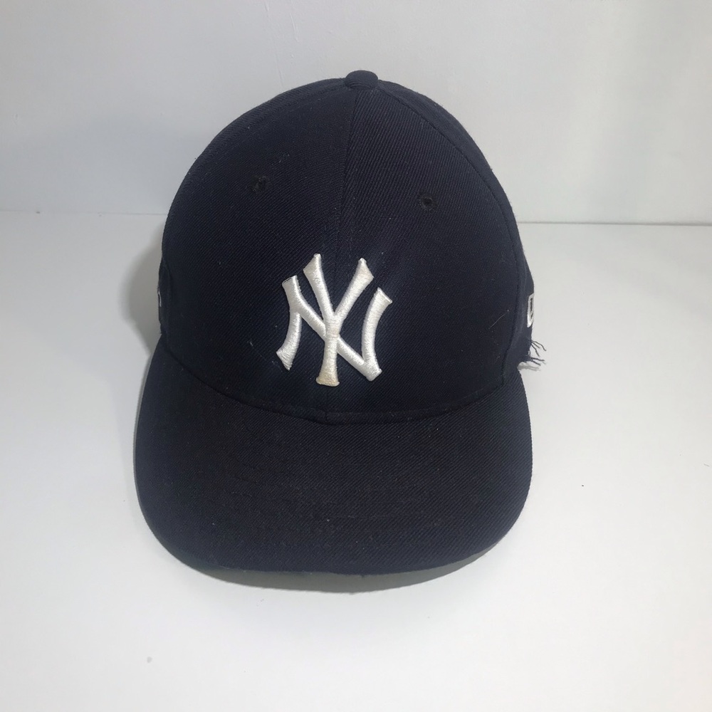 NY Yankees New Era Fitted MOMA Edition 7 3/8